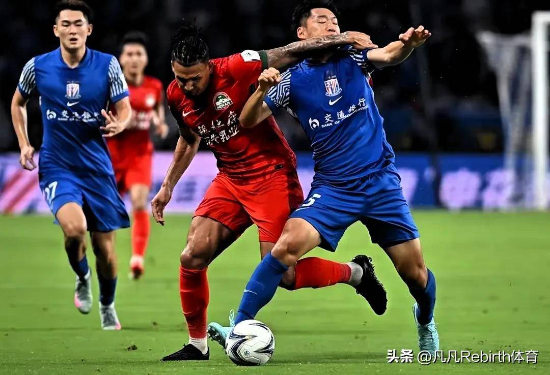 国内足球联赛一丝不苟备战，冲击胜利宝座的简单介绍