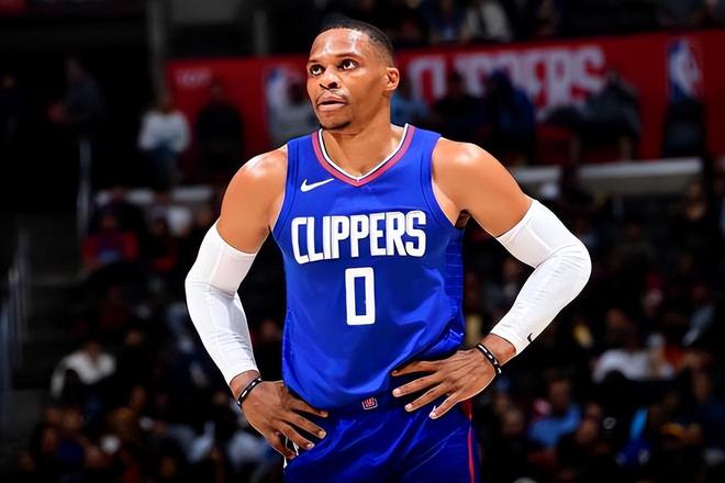 「奇才逆袭击败公牛,威少完成关键绝杀」 「奇才逆袭击败公牛,威少完成关键绝杀」