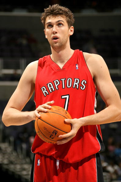 猛龙再胜奇才，保持不败纪录