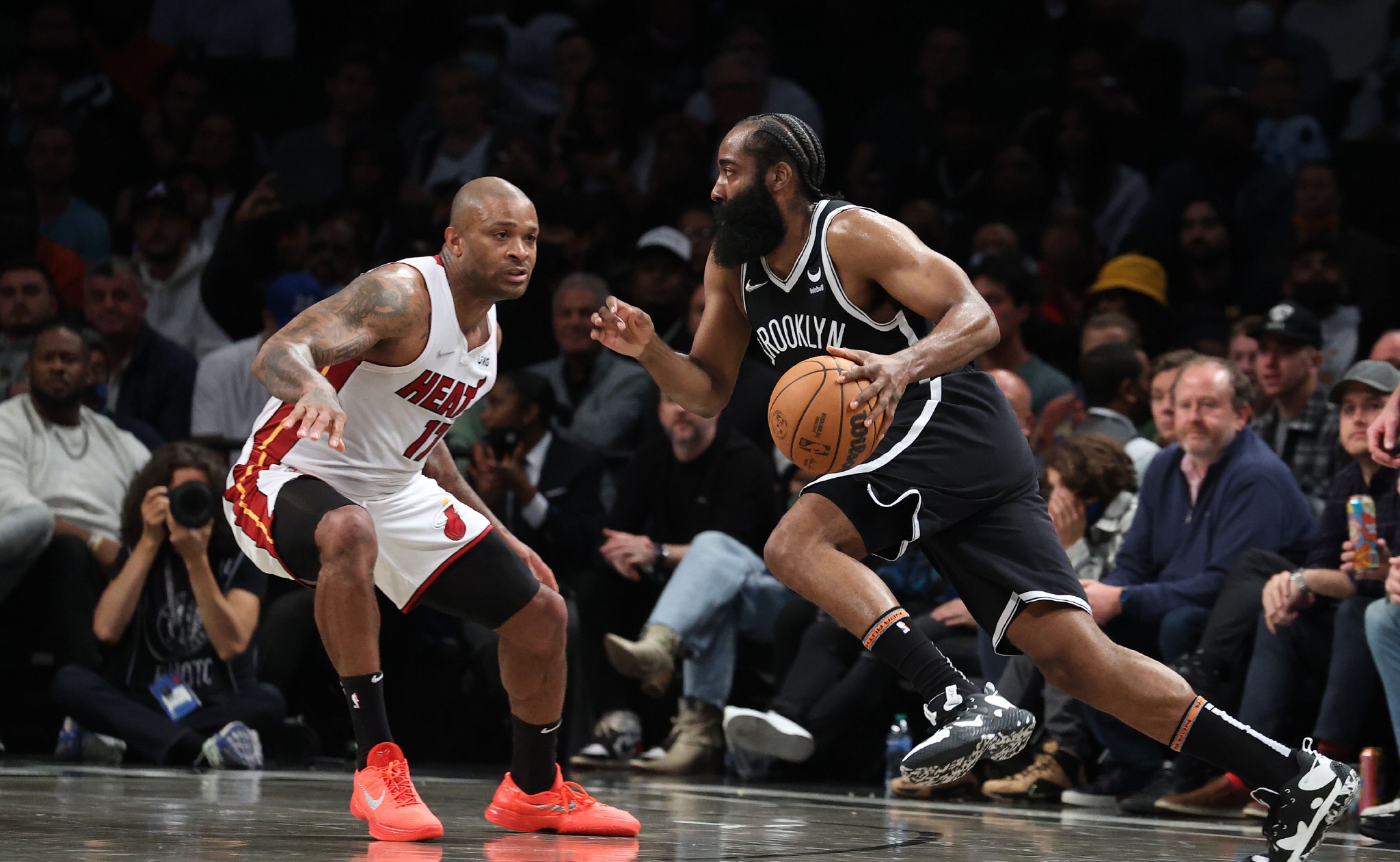 篮网全面崛起，连续击败多支强队